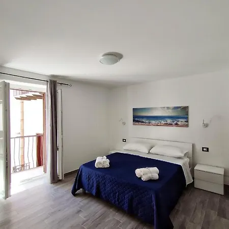 Albatros Apartment *